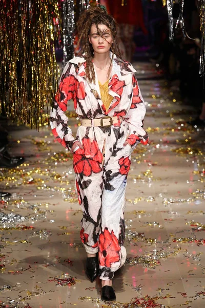 Look 23